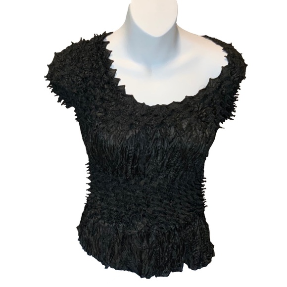 Sold - Picture 1 of 3